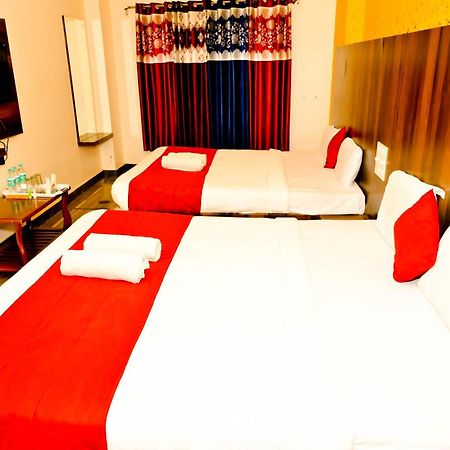Townhouse Mk Hotel Chikmagalūr Buitenkant foto