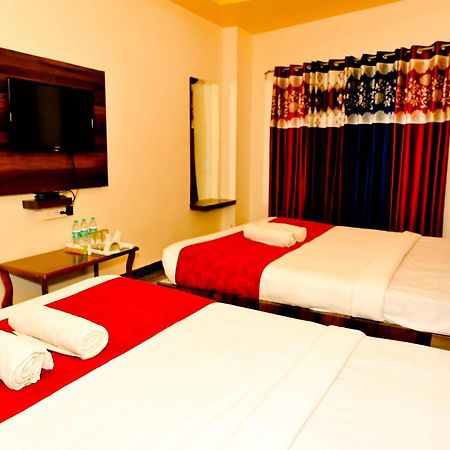Townhouse Mk Hotel Chikmagalūr Buitenkant foto